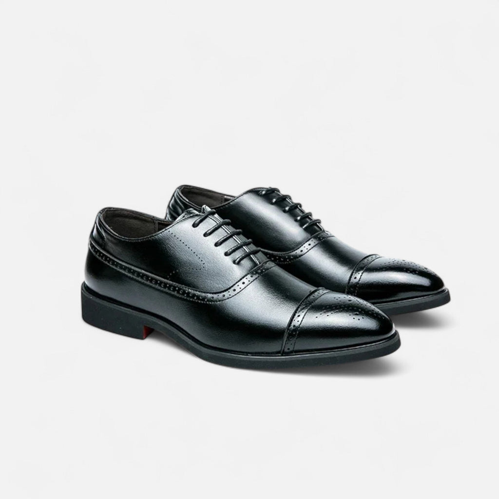 Men’s Retro Elegance Carved Business Formal Shoes